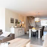 Beautiful And Ideally Located 3br Apartment