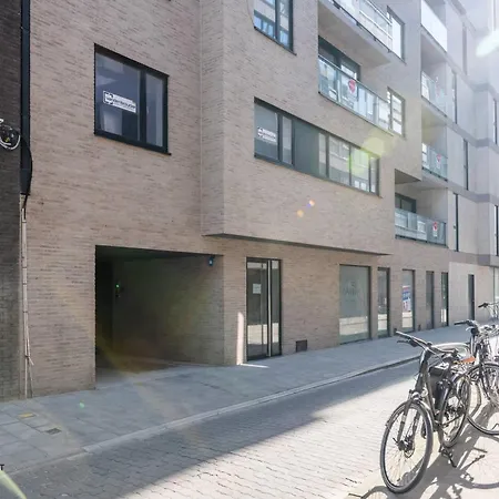 Beautiful And Ideally Located 3br Apartamento Ostende